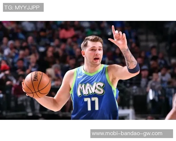 东契奇场均453分震撼全联盟超越浓眉弗拉格克莱三人总和 东契奇场均453分震撼全联盟超越浓眉弗拉格克莱三人总和