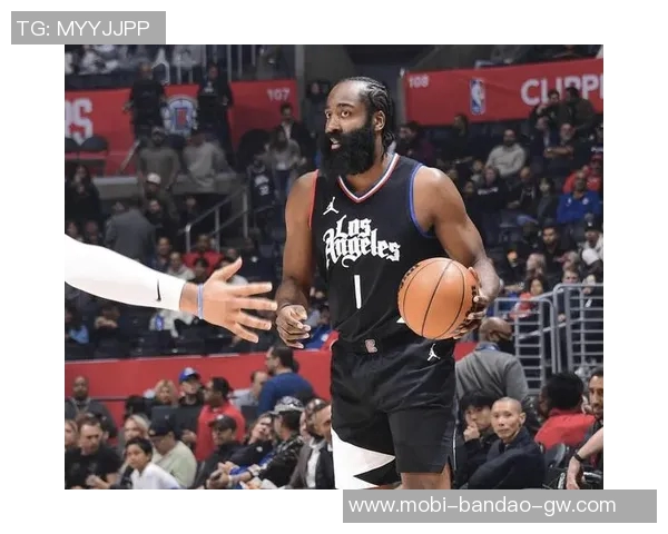 卢指导需巧妙减轻哈登压力否则球队恐难以重返巅峰 卢指导需巧妙减轻哈登压力否则球队恐难以重返巅峰