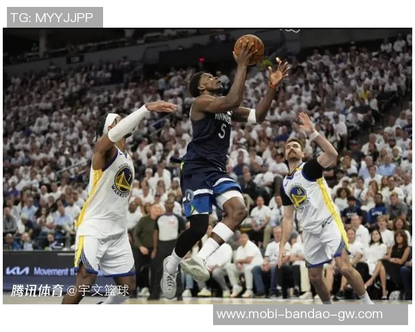 活塞创队史新高击败绿军森林狼全力争胜雷霆火箭逆转勇士再添胜绩