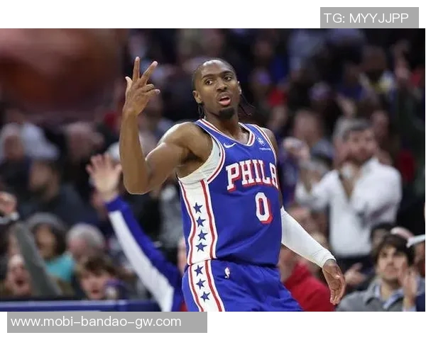 马克西生涯之夜狂砍54分创个人新高助球队大胜展现全能表现 马克西生涯之夜狂砍54分创个人新高助球队大胜展现全能表现