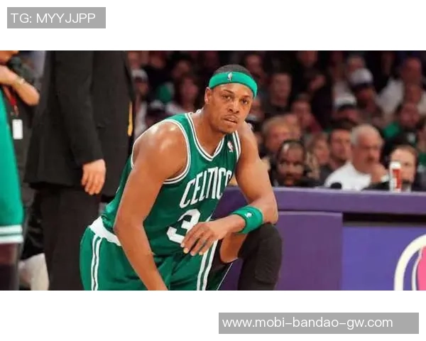 皮尔斯力挺杰伦布朗称绿军球员常遭黑评02年我更配MVP 皮尔斯力挺杰伦布朗称绿军球员常遭黑评02年我更配MVP