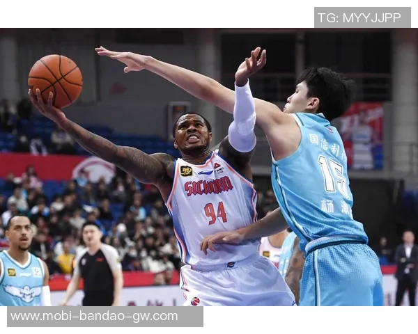 杨瀚森新赛季被下放需适应新环境奔波状态并非常态