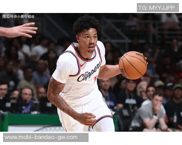 小鲍德温身高激增至213米快船队新星展现惊人潜力与成长